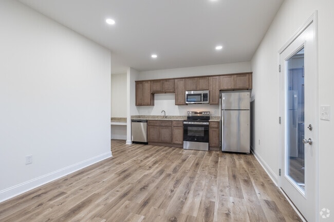 1BR, 1BA - 700SF - Living Room/Kitchen