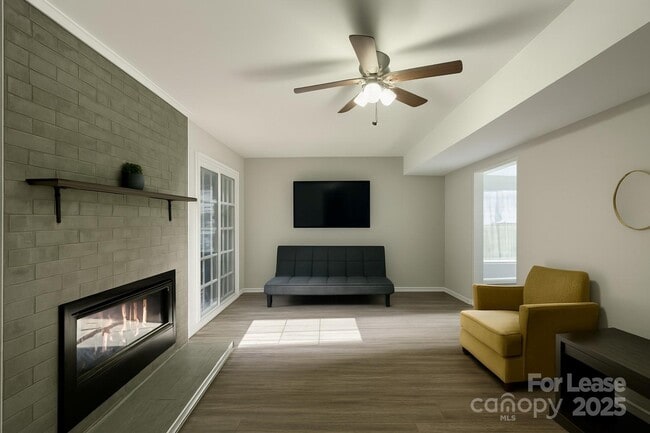 Photo - 9501 Pondside Ln