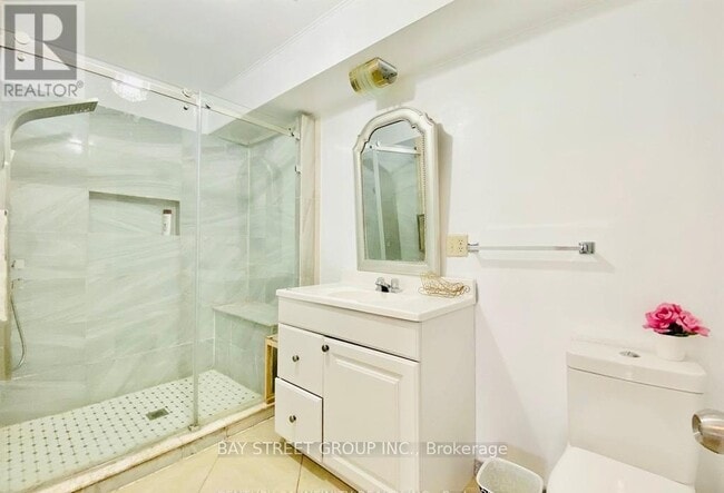 Photo - 128 Stevenson Rd S