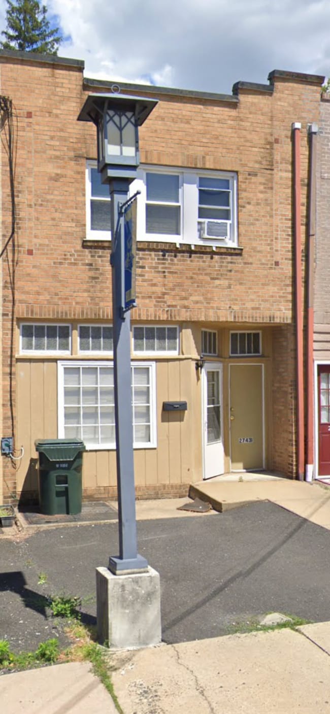 Building Photo - 2743 Limekiln Pike Unit B