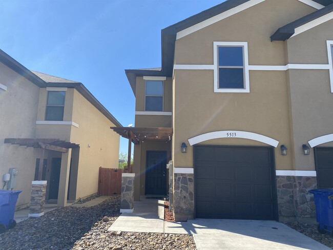 Building Photo - 5513 Montevista Dr Unit 5513