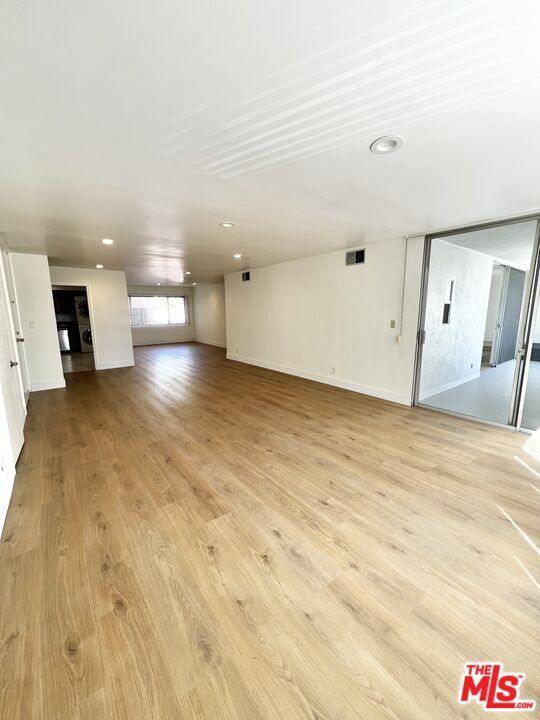 Photo - 9221 Charleville Blvd Unidad B