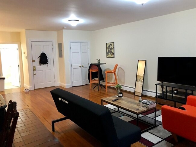 Photo - 115 Beacon St Unit 2