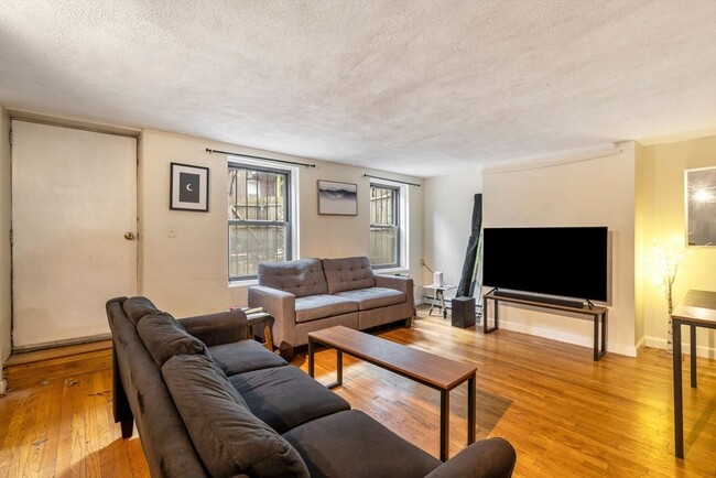 Photo - 182 W Brookline St Apartment Unit #1