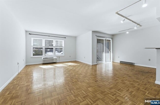 Photo - 1111 River Rd Unit C6