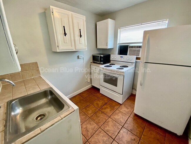 Photo - 1310 28th St N Unit Above Garage