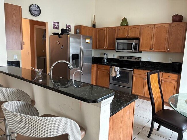 Photo - 602 SW Kenyoun St