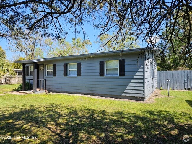 Building Photo - 335 Wildwood Ln Rental