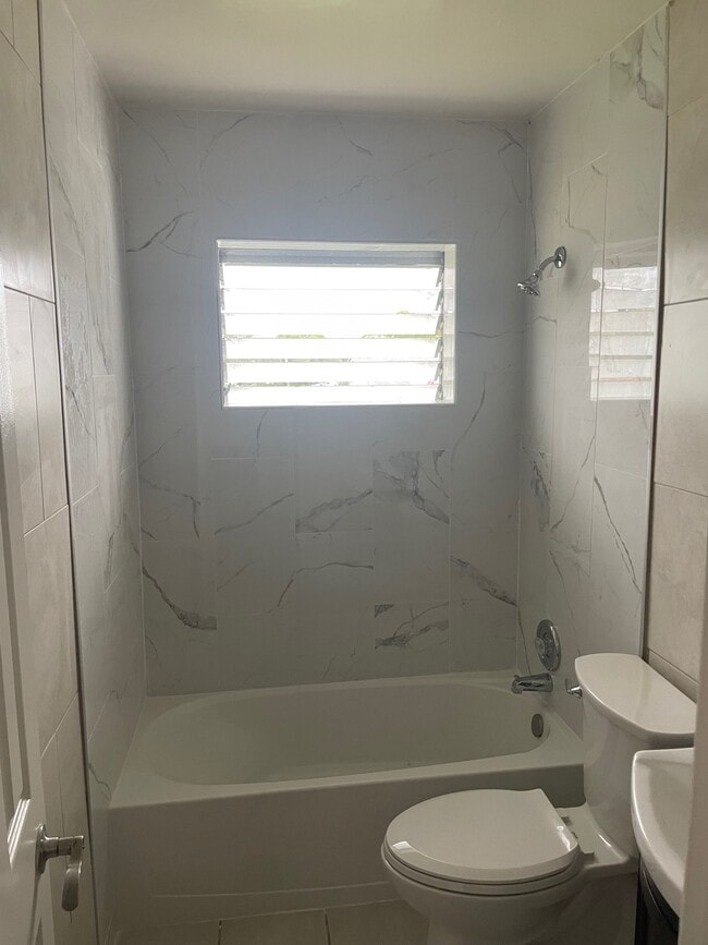 Photo - 102 SW 4th Ave Unit Boone