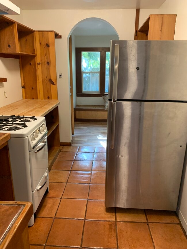 Photo - 18300 Clayton Ave Unit Clayton