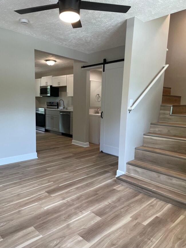 Photo - 503 S 1st St