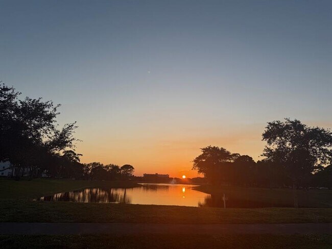 Photo - 3010 N Course Dr Unit 202