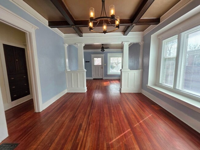 Photo - 1033 Carteret Ave