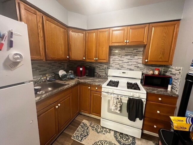 Photo - 616 N 33rd St Apartment Unit 1st 2nd -3rd fl