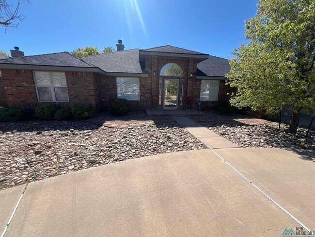 Photo - 721 Jeanie Dr