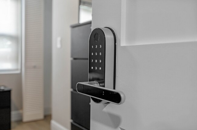 Photo - 5006 Indialantic Dr