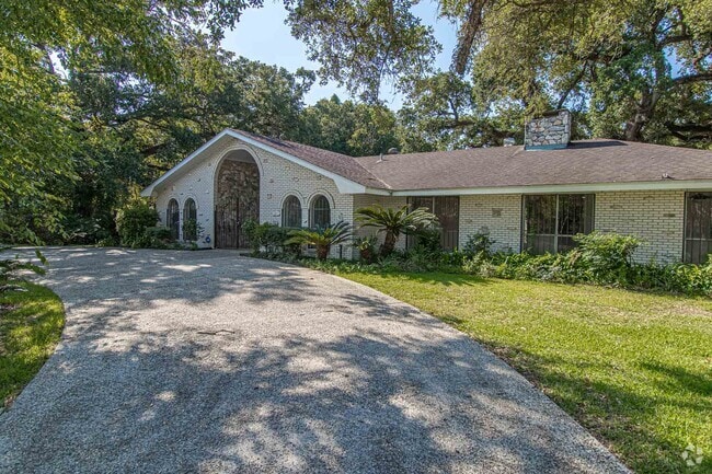 Building Photo - 1316 Old Spanish Trail Rental