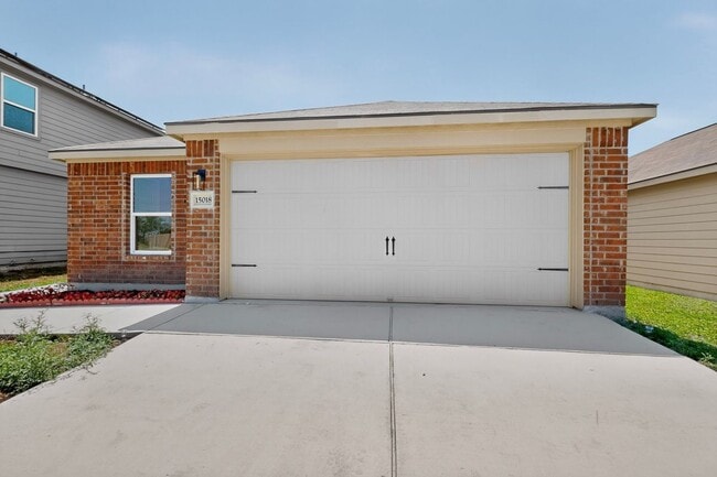 Photo - 15018 Silver Tree Cove