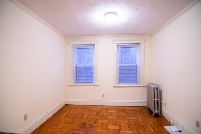 Photo - 48 Queensberry St Unit 3