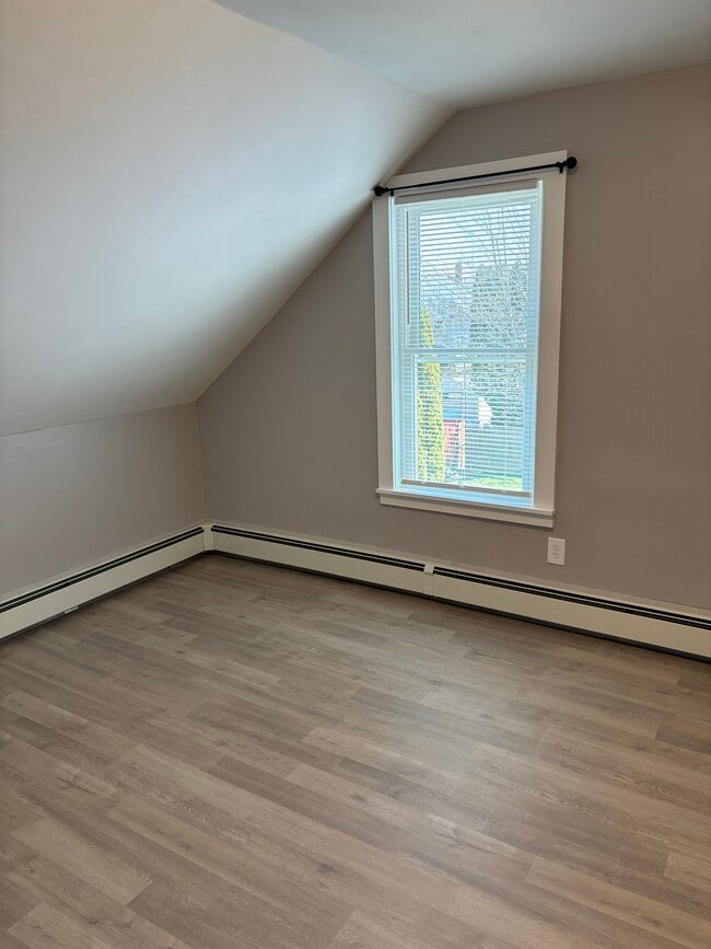 Photo - 82 Lyon Ave Unit #2