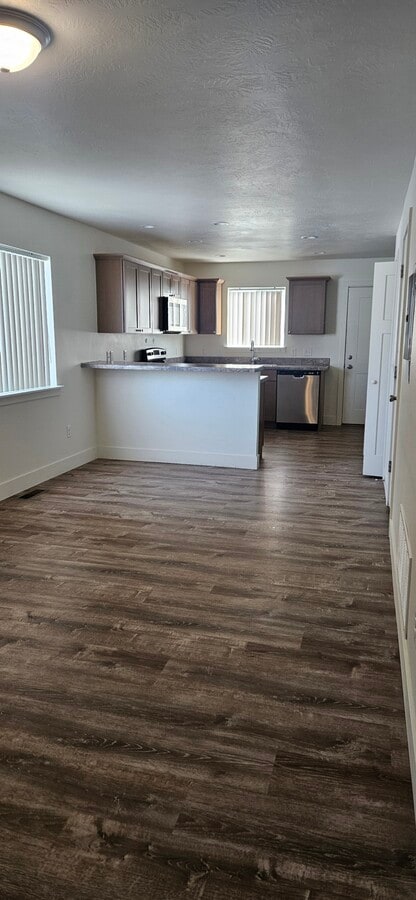 Photo - 2807 Marisa Ln