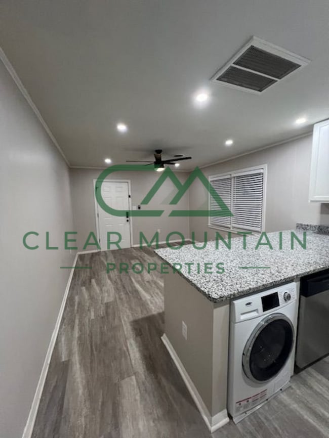 Photo - Move-in Special! Limited-Time Leasing Offer!