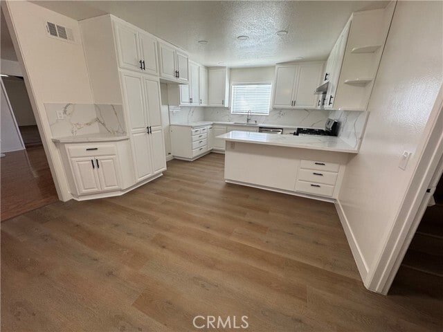 Photo - 16763 Daisy Ave