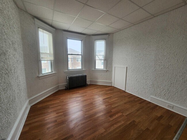 Photo - 5005 Ventnor Ave Unit 6