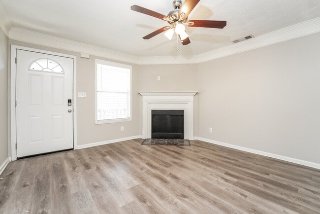 Photo - 1569 Dillard Rd