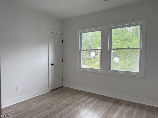 Photo - 186 Harrison Ave Unit 2