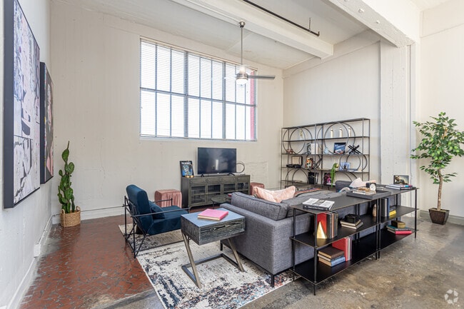 2BR, 2BA - 1,612SF - American Can Apartments