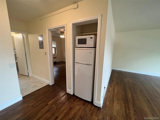 Photo - 3 Walnut St Unit B15