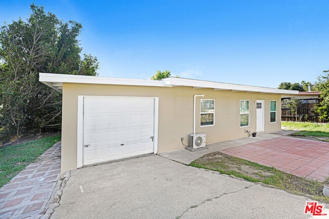 Photo - 13847 Aults Ave