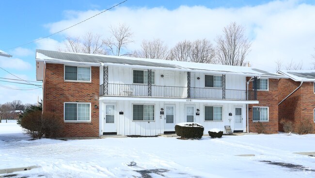 Photo - Devonshire Courts Company