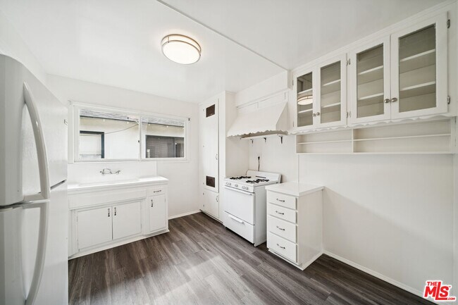 Photo - 5307 Vantage Ave Unidad 6