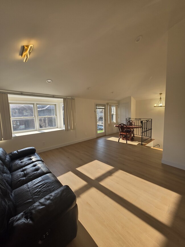 Photo - 3837 215th St Unidad Fl 2