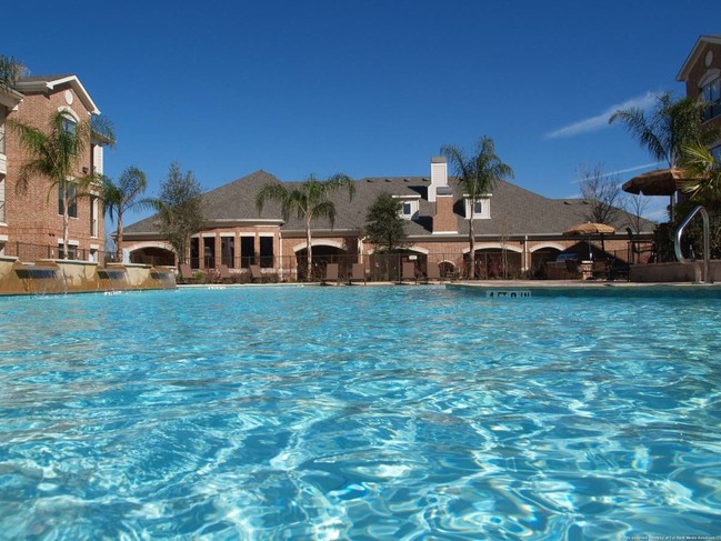 Building Photo - The Lakes at Cypresswood Rental