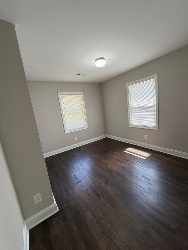 Photo - Recently Renovated 2 Bedroom 1 Bath Home AVAILABLE NOW . ($500 OFF Full Months Rent Must M/I By 4...