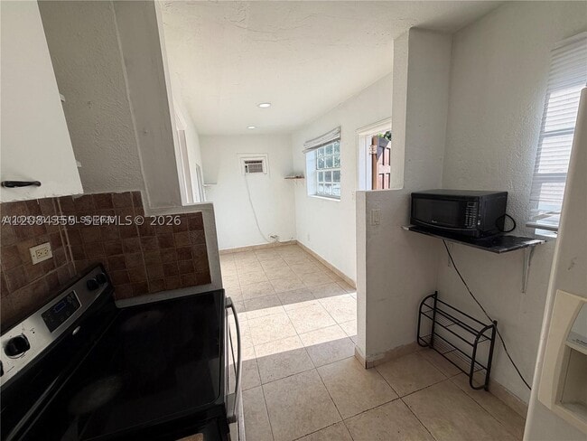 Photo - 2212 Grant St Unit 2
