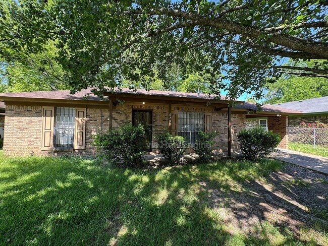 Photo - 6731 George Washington Dr