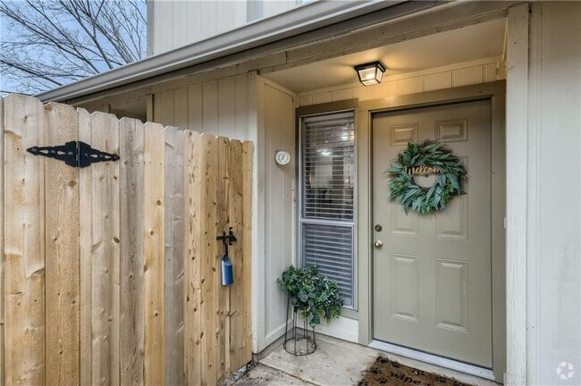 Building Photo - 2124 Redwing Way Rental
