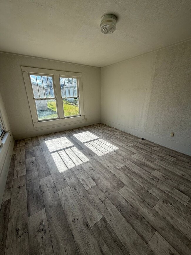 Photo - 3450 Brandon Ave