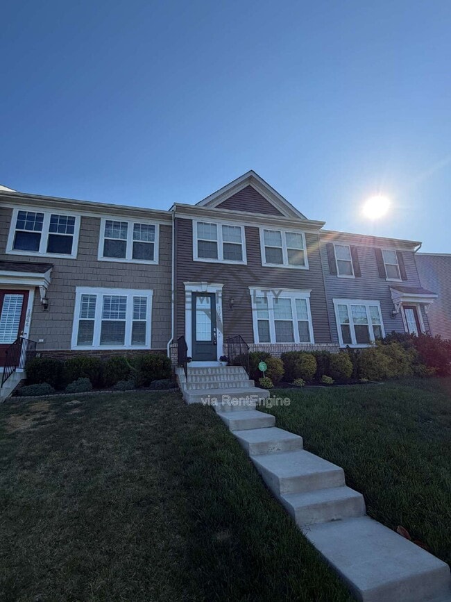 Photo - 1842 Briscoe Ln