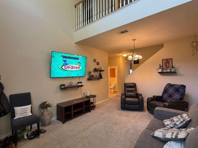 Photo - 1529 Bentley Cir