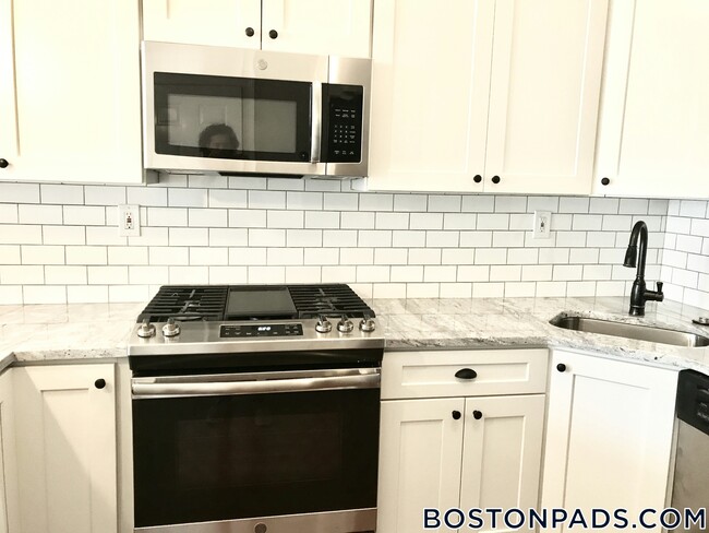 Photo - 12 Chelsea St Unit 1