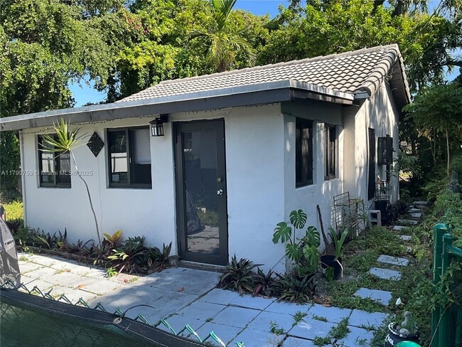 Photo - 418 NW 48th St Casa