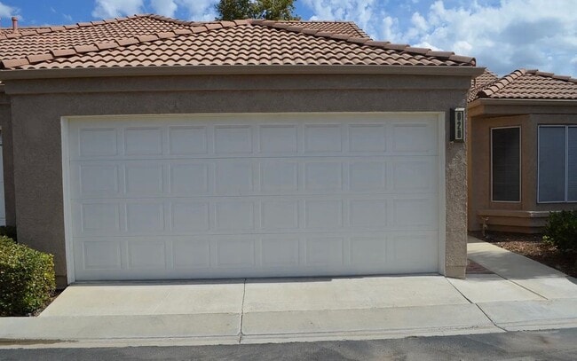 Photo - 928 Summerfield St