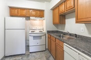 1 BR, 1 BA - 625 SF