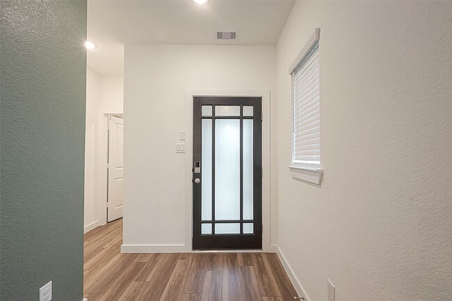 Photo - 516 Timber Voyage Ct