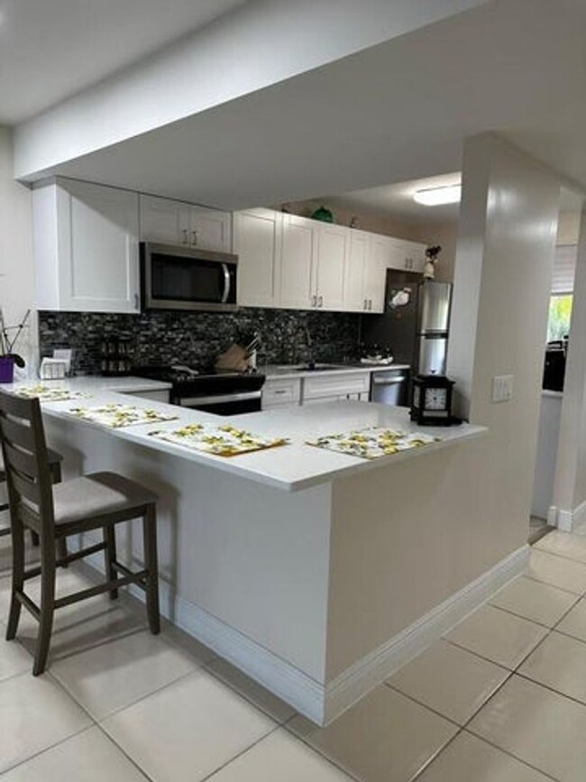 Building Photo - 4501 Fountains Dr Rental